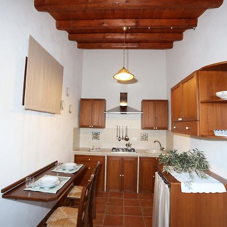 Serravalle Relais & Country Villa With Private Pool - Esclusive Use Chiaramonte Gulfi Exterior photo